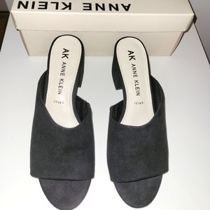 Anne Klein heels